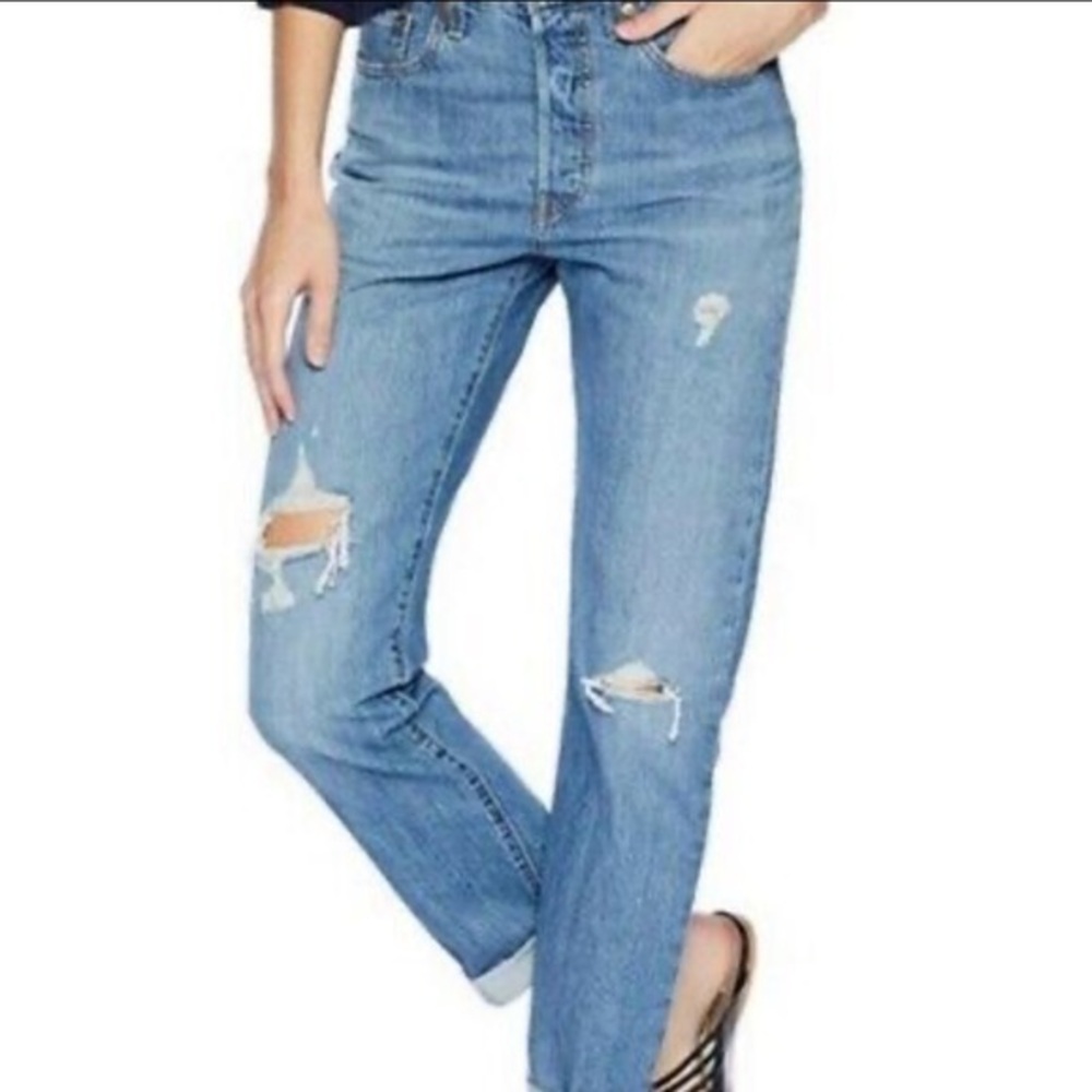 Levi’s 501 Distressed Boyfriend High Rise Button Fly Jeans Size 26
